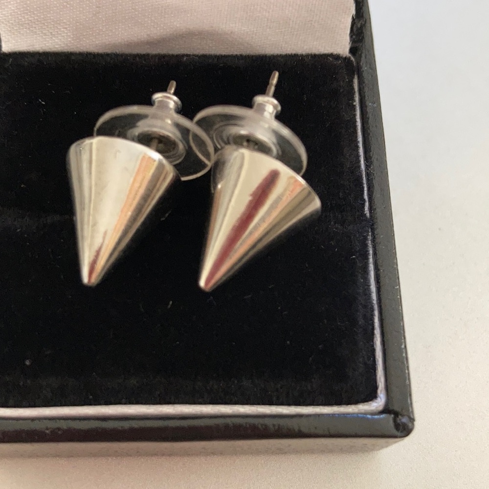 Silver Cone Pyramid Stud Earrings Punk Emily in Paris Patricia Field